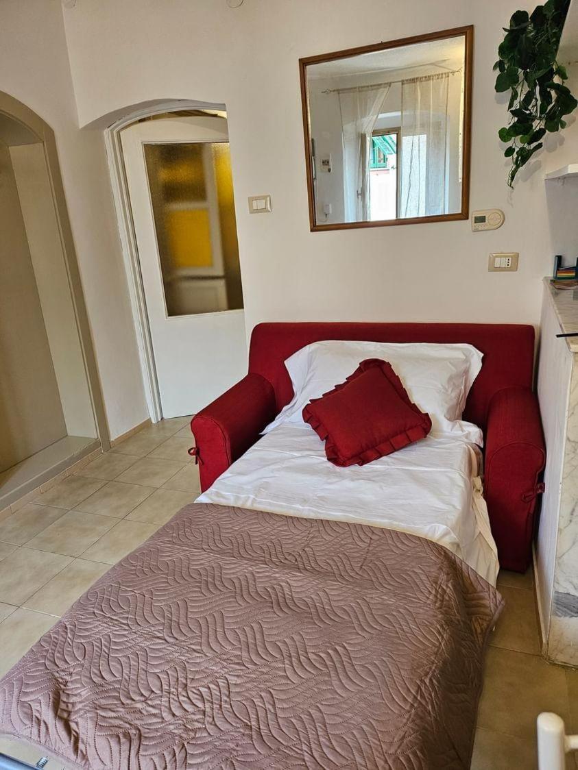 Apartment La Casa Di Olivia *